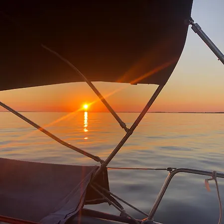 Velero En Menorca